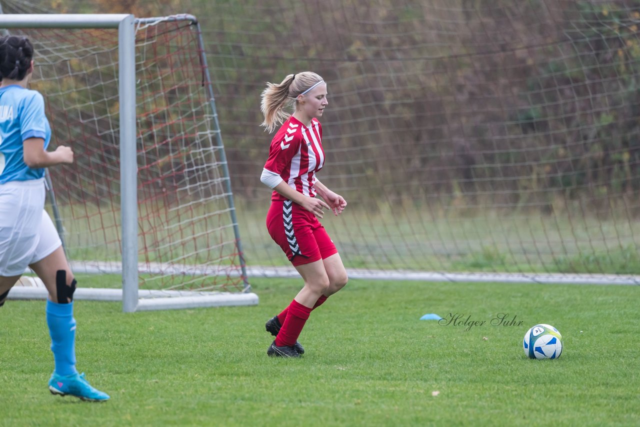 Bild 137 - wBJ TuS Tensfeld - SV Fortuna St. Juergen